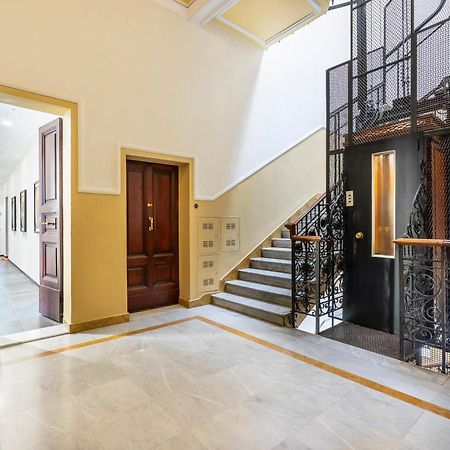 San Marco Black Appartamento Luxury Con Terrazzo E Parcheggio Su Richiesta Firenze Kültér fotó