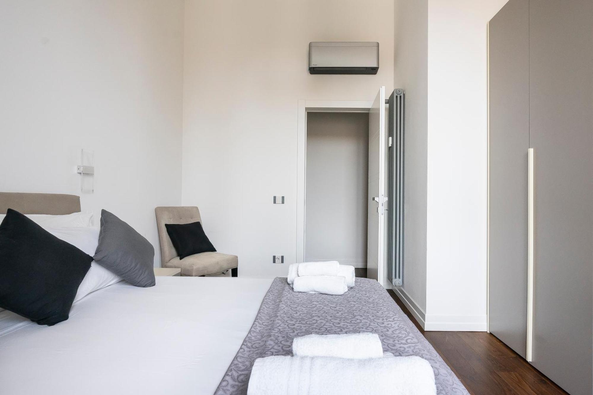 San Marco Black Appartamento Luxury Con Terrazzo E Parcheggio Su Richiesta Firenze Kültér fotó