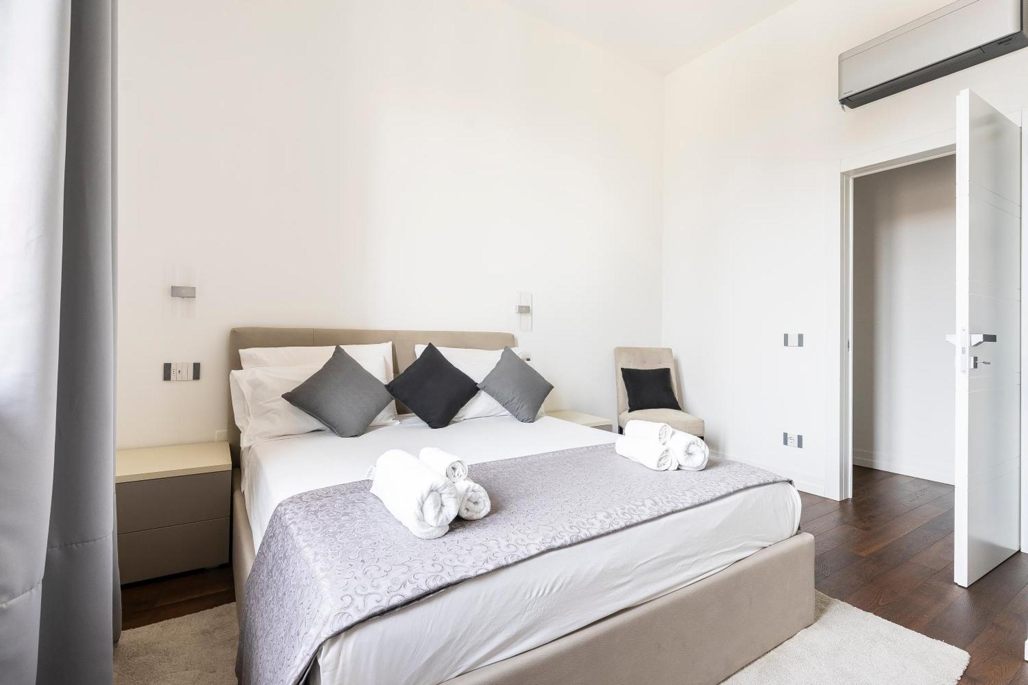 San Marco Black Appartamento Luxury Con Terrazzo E Parcheggio Su Richiesta Firenze Kültér fotó